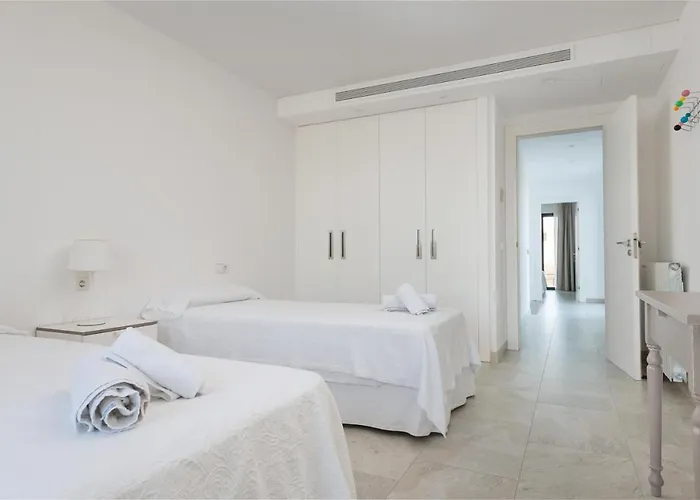 Casa Marian For 8 With Swimming Pool, Garden And Close To Villa