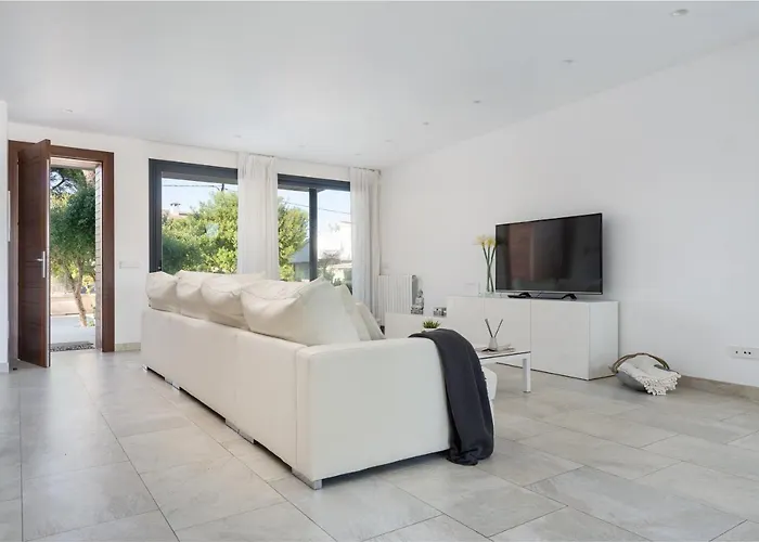 Casa Marian For 8 With Swimming Pool, Garden And Close To * Can Picafort (Mallorca)